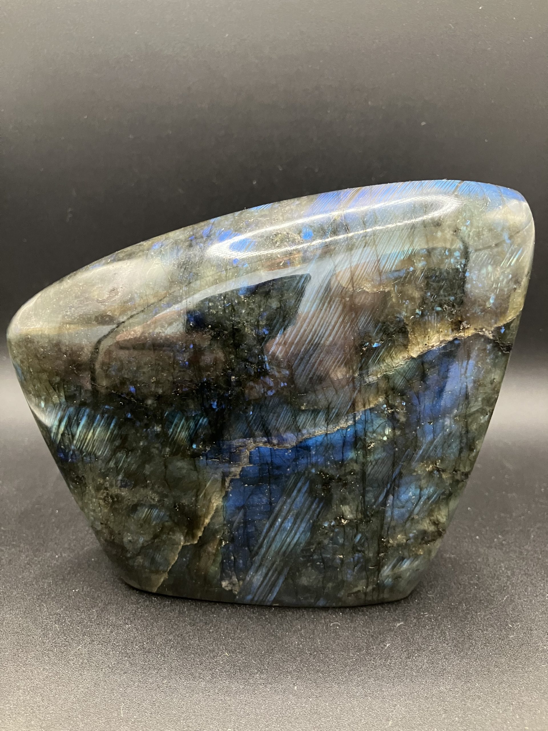 Forme libre Labradorite AAA 846gr